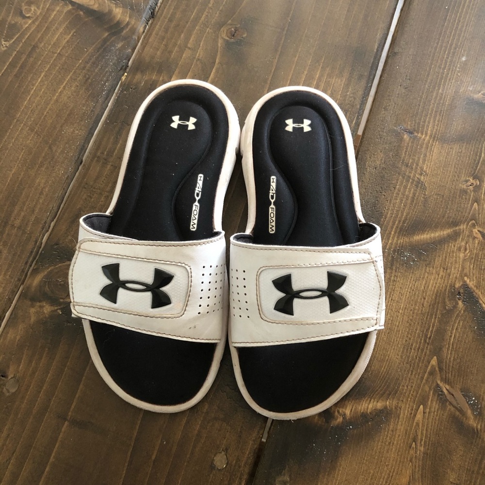 Boys UNDER ARMOR slides